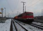 Am 08.12.2012 kam 155 124 der MEG mit einem Containerzug durch Stendal.