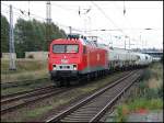 MEG 802 im neuen altem Lack :-). Die MEG-loks wurden vor kurzem in ihre alte DR-Farbgebung umlackiert. Das Bild entstand am 19.9.06 bei der Einfahrt zum Seehafen Rostock

