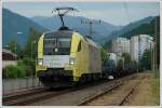 182 514 (ES 64 U2-014) der Mittelweserbahn (MWB) brachte am 27.6.2008 den Leerzug 95015 nach Donawitz.