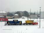 Und raus geht es aus Hof auf der stlichen Seite, nachdem der Schneepflug vorher im Bf.