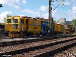 Die Plasser & Theurer Gleisstopfmaschine Unimat 09-475/4S  Karoline  der Fa.