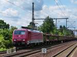 189 800 der MTEG bringt ihren leeren Autozug zurck nach Pirna.
Dresden Strehlen 11.06.13