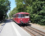 Der NESA 796 625 kam,am 09.Juni 2018,in die Endstation Lauterbach Mole eingefahren.