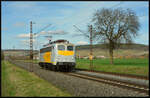 Am 14.03.2024 überführte die NeSA 140 797 (ex Schweerbau) einen Bauzug von Bietigheim-Bissingen nach Gemünden/Main.