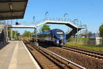 Der Pesa LINK VT 632.002 SA 139 016 (95 80 0632 021-1 D-NEBB) auf der RB 26 von Berlin-Mahlsdorf nach Kostrzyn bei der Durchfahrt an der S-Bahnstation Birkenstein am 21.04.2018.