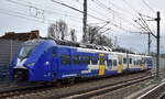 Niederbarnimer Eisenbahn AG, Berlin mit ihrem Mireo Plus B  563 032-2  (NVR:  94 80 0563 032-2 D-NEBB.... ) mit der RB27 nach Groß Schönebeck am 30.01.25 Höhe Bahnhof Berlin Karow.