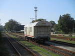 Abgestellter NEG Heizwagen,am 21.September 2020,auf den NEG Bahnhof in Niebüll.