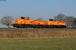 265 302-0 und 261 301-6 von northrail als Lokzug bei Oberteich Richtung Marktredwitz, 14.03.2014