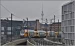 ODEG ET 445.114 als RE2 nach Cottbus verlässt den Hbf in Berlin.