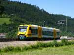 ODEG-Nahverkehrsdieseltriebwagen der BR 650 zu Gast auf der Mnstertalbahn, hier am Haltepunkt Hof, am 9.Juni wurde die ca.