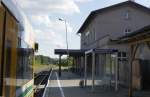 Deutsches EVU auf polnischem Staatsgebiet: ODEG-RegioShuttle 650 084 in Krzewina Zgorzelecka, 6.7.14.