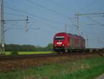 OHE Herkules 270080 mit leerem Containerzug bei der Durchfahrt in Gmmer in Fahrtrichtung Bremen.