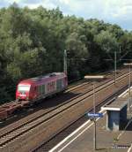 270081 der OHE ist am 29.08.09 mit einem Containerzug Richtung Hafen unterwegs.