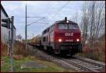 Endlich war ich mal zur richtigen Zeit am richtigen Ort.:-)  200085 -OHE- mit einem Bauzug kurz vor dem Hbf Stralsund.