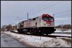 Da steht man am Samstagmorgen am Gleis und wartet auf den Gterzug nach Mukran und was rollt da einem vor die Kamera??? Der  Red Tiger 330090  von OHE, auf dem Weg nach Bergen.