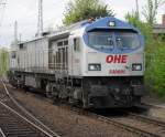 OHE-Tiger 330091 schnurrte zurck zum Holzzug den Sie spter von Rostock-Bramow Richtung Stendal-Niedergrne bringen sollte.(04.05.10)