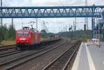 145-CL 015 (OHE) mit einem Containerzug am 25.07.2010 durch Buchholz(Nordheide)