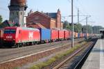 145-CL 015 (145 093-1) im Dienst der OHE mit einem Containerzug in Rathenow in Richtung Stendal.