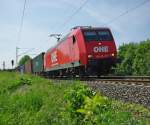 145-CL 013 mit Containerzug in Fahrtrichtung Norden.