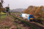 OHE 272404-5, noch ohne äußerliche Eigentums Beschriftung, am 12.11.2014 am Ortsrand von Holzhausen auf dem Weg zum Stahlwerk in Georgsmarienhütte.