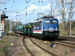 Am 02.04.2017 kam die 110 043 mit einem leeren Autozug aus Richtung Wittenberge durch Borstel und fuhr in Richtung Stendal.