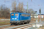 PRESS E-Lok 140 038 mit Bügel ab in Bergen auf Rügen. - 12.02.2019