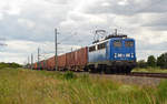 140 047 der Press rollte am 11.07.20 mit einem Containerzug aus dem Terminal Leipzig-Wahren kommend durch Braschwitz Richtung Köthen.