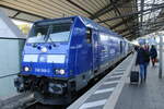 PRESS 246 049-2 (92 80 1246 011-1 D-PRESS) mit dem IC 2155 von Kassel-Wilhelmshöhe nach Gera Hbf, am 20.10.2022 in Erfurt Hbf.