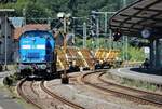 DIESELLOK 203 052-7 DER PRESS IN BETZDORF/SIEG    Mit Spezialtransportwagen im Bahnhof BETZDORF...9.8.23