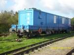 Dieser PRESS-Wagen mit zwei Unterkunftscontainer hat die PRESS in Putbus abgestellt und dient dem PRESS-Personal als Unterkunft.