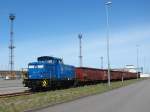 346 024 der Press warten im Seehafen Stralsund auf neue Einstze. (14.05.09)