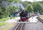 Urlaub auf Rgen! Da ist es eine Pflicht einmal mit dem rasenden Roland zu fahren!  Auf dem Weg von Putbus nach Ghren begegnete uns 99 1784 mit dem Zug nach Lauterbach Mole im Kreuzungsbahnhof