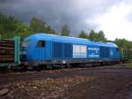 Am 16.05.2012 fand im Bahnhof Arnsberg wieder Holzverladung statt. 253 015-8 der Pressnitztalbahn wartet mit dem beladenen Holzzug an der Verladestelle.