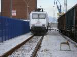 Leider nur von Vorne und durch das Hafentor konnte ich,am 24.Januar 2013,die PRESS 145 023 im Stralsunder Nordhafen fotografieren.