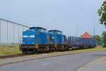 Mit den Press Loks 204 011 und 204 016 wurden Leerwagen auf der Torgelower Ladestrasse zur Holzbeladung bereitgestellt.