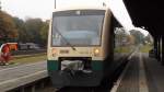 650 032-4 wartet am 22.10.2015 auf Abfahrt nach Lauterbach in Putbus