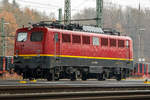   Die 140 070-4 (91 80 6140 070-4 D-EBM) der Rail Cargo Carrier - Germany GmbH (ex EBM) ist am 24.11.2018 in Kreuztal abgestellt.