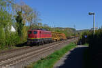 Am 18.04.2022 ist 140 070 (RCCDE; Rail Cargo Carrier) bei Kaiserwetter auf der rechten Rheinstrecke bei Bonn in Richtung Norden unterwegs.