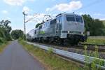 Railadventure 111 222-6 mit dem neuen Railadventure LUXON Domecar auf der Fahrt nach Halberstadt. Aufgenommen am 15.07.2018 in Wehretal-Reichensachsen. 