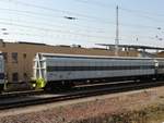 Bf. Hennigsdorf b. Berlin, 31.7.2019: Ein  zum Kuppelwagen umgebauter  Habfis, Wagennummer
87-80D-RADVE 2797 014-3, von Railadventure ebenfalls zum Kuppelwagen umgebaut.