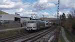 Railadventure 103 222 mit LUXON-Panoramawagen auf der Fahrt von München Hbf nach Wirtheim bei der Durchfahrt in Lohr am Main.