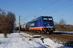 76 110 der raildox führte am 31.01.21 einen Kesselwagenzug durch Greppin Richtung Bittefeld.