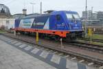 187 318 von Raildox abgestellt bei nicht sonderlich gutem Wetter in Dresden Hauptbahnhof Ostseite im November 2024