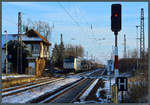 Die Railpool-Werbelok 186 436-2 (im Einsatz für HSL) zieht am 31.01.2021 einen BLG-Autozug durch Prödel.