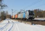 Das erste mal ist immer am schnsten ;) unser Premiere-Foto von 193 801-8 mit Containerzug in Fahrtrichtung Norden.