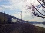 Am 26.2.14 fuhr ein Vectron mit einem Autozug durch das schöne Maintal.