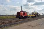 363 151 der RP Railsystems war am 13.04.21 mit einem Kran unterwegs Richtung Seddin.