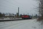 Am 31.12.2010 kamen die RBH's 111 (143 911-6) und 106 (143 286-3) in Richtung Norden durch Eschwege West.