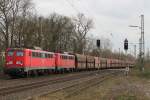 140 815 (RBH 163) und 140 801 (RBH 165) zogen am 17.3.14 einen Kohlezug aus Großkrotzenburg durch Ratingen-Lintorf.