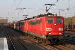 151 079 (RBH 271) und 151 038 (RBH 161) fuhren am 27.3.14 mit einem Kohlezug durch Düsseldorf-Rath.